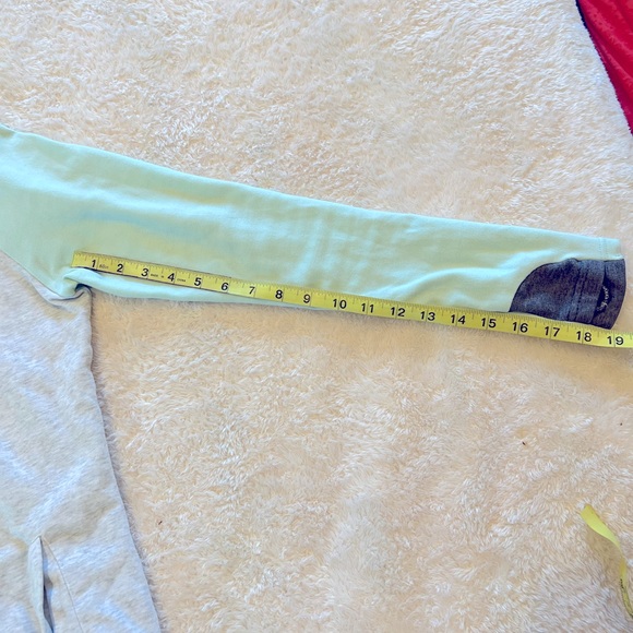 ✨✨HOODIE BRAVE SPIRIT ✨RARE - Picture 8 of 12